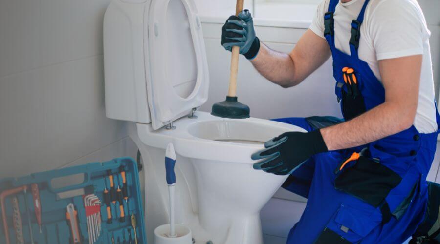 Expert burst pipe repair services in East Jordan, MI